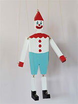 Create this fun
clown string puppet 