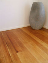 How to transform a wooden floor into a thing of beauty