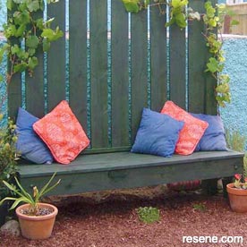 Make a garden bench and screen