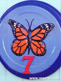 Make your house number on a painted plate
