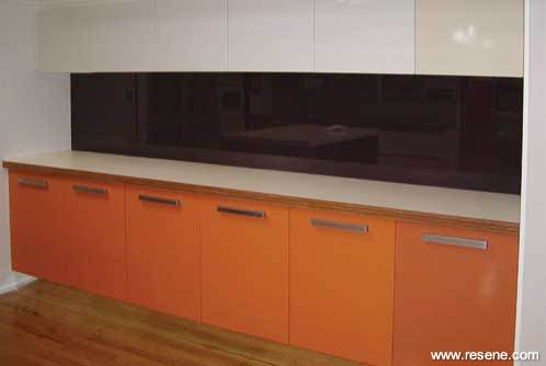 Kitchen Design Expo on Kitchen Expo S Design Display Uses Resene Barista Paint For The