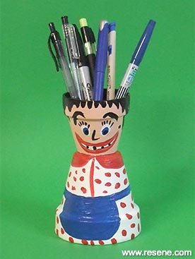 Create a crazy lady pencil holder