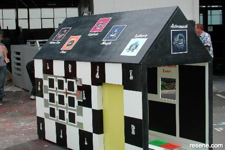 Gamehouse playhouse