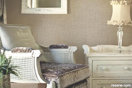 Low-key textural wallpaper in neutral shades