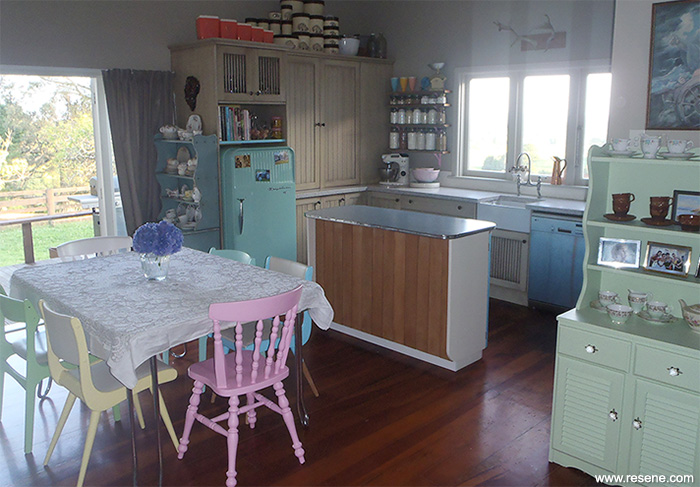 A makeover for a 1920s cottage using Resene colours