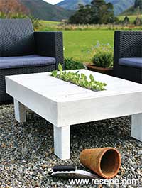 How to make an outdoor planter table