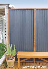 How to build a galvanised iron screen wall