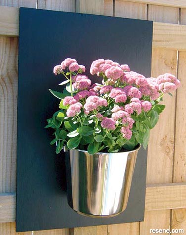 How to create a hanging planter