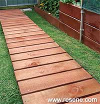 How to build a wooden walkway