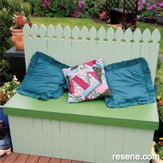 Sit and store handy storage bench