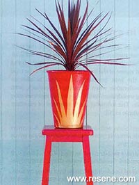 Paint a wooden stool an d plant pot