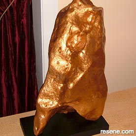 How to make a golden rock statue
