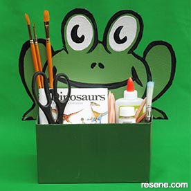 Make a frog box holder