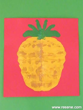 Paint a pineapple
