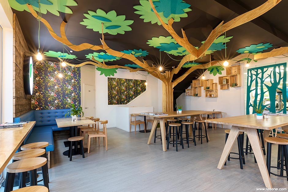 Nature themed restaurant interior - Real fruite parlour