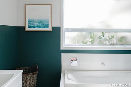Using Resene Waterborne Sureseal in your bathroom