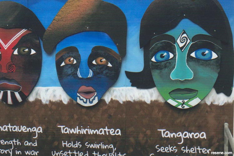Mangonui School - maori gods detail