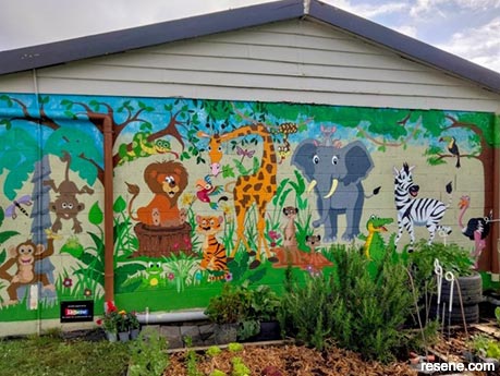 Mural - Jungle animals and kiwiana animals