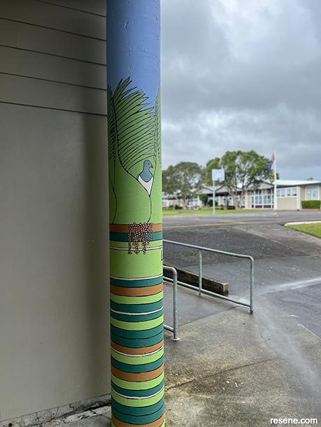 Glendene School mural - detail 4