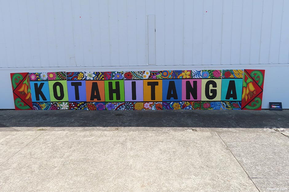 Belmont Intermediate mural - Kotahitanga (unity) themed