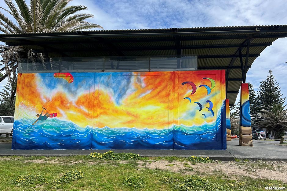 Orewa Beach mural - Best Professional Mural | 2nd Place Winner