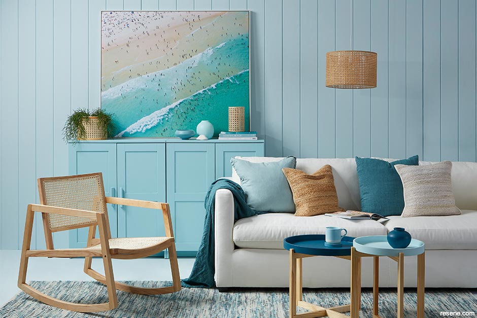 A blue lounge with a beachy vibe