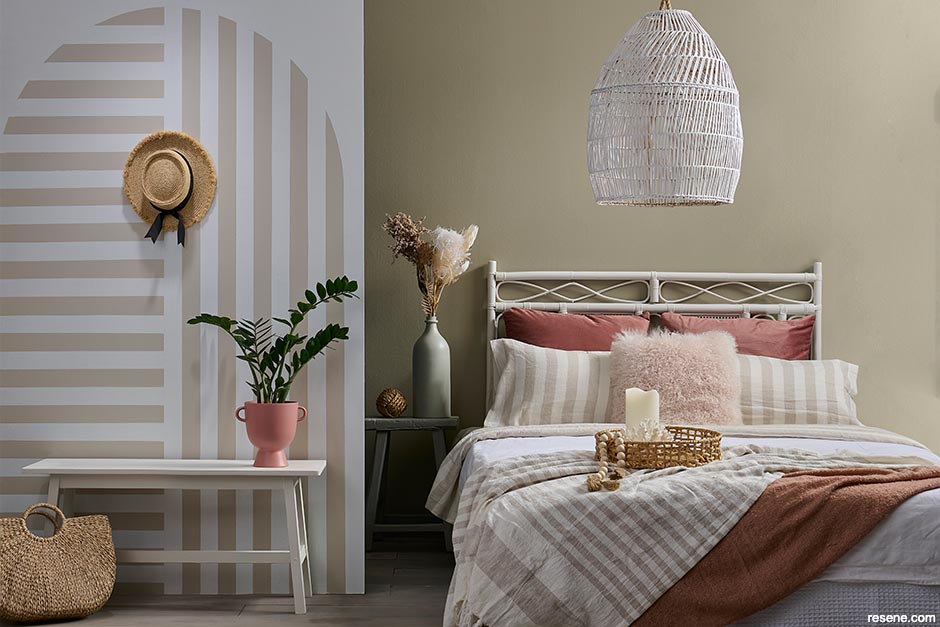 A beachy summer cottage style bedroom