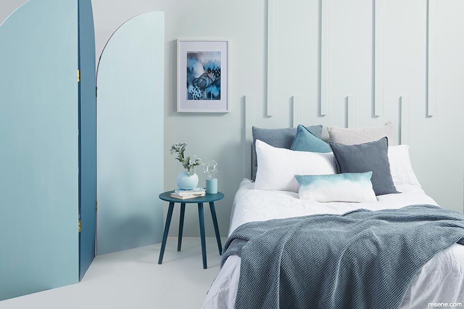 Changing your kids room into a cool blue guest room