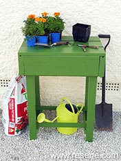 Revamp an garden bench