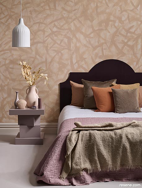 Bedroom luxury using handpainted textured wall