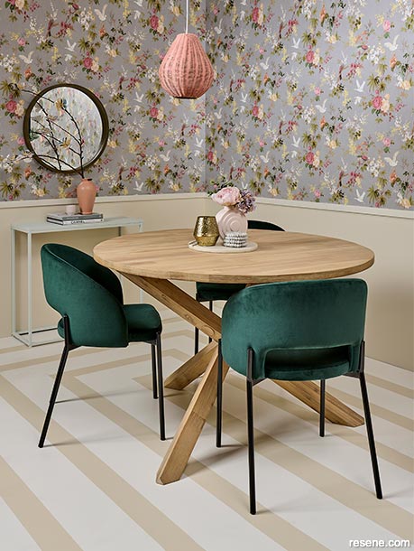 A dining room using the floral decorating motif