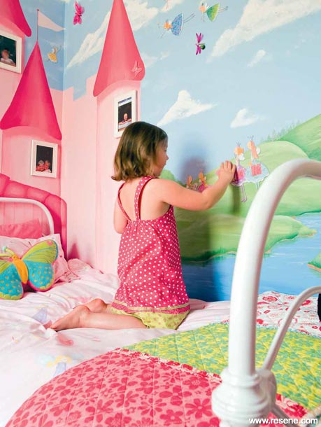 A princess themed bedroom mural