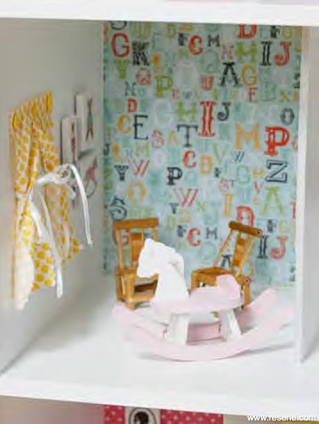 Doll house accessories