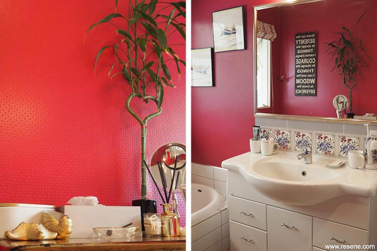 Bathroom red walls