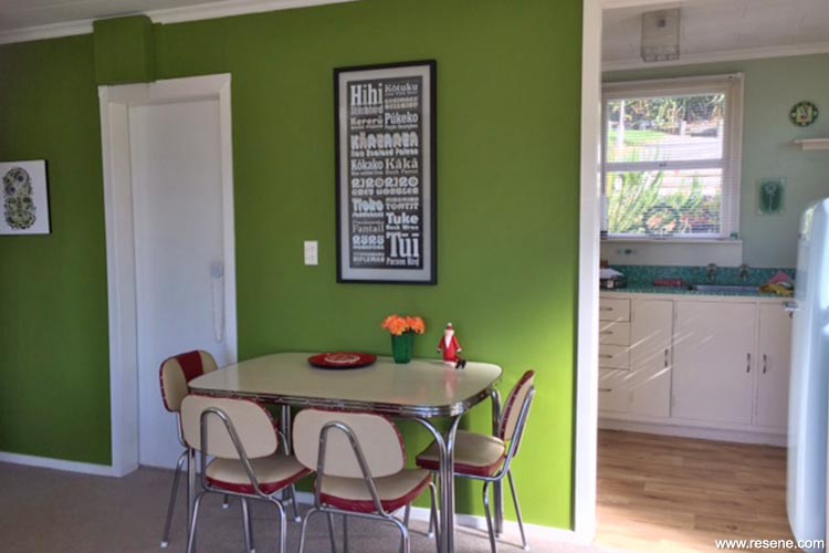 Green dining wall room