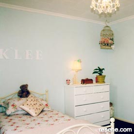 Neutral child's bedroom 