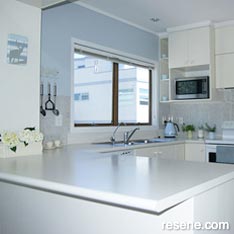 White kitchen 