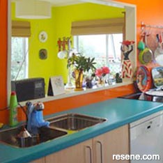 Retro kitchen colour scheme
