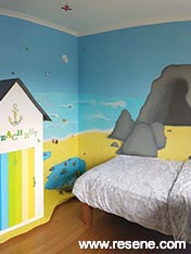 Beach room - painted mural
