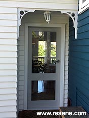 Light grey home entrance
