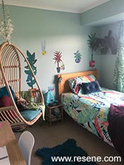Jungle themed birthday bedroom
