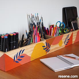 Colourful DIY desk organiser