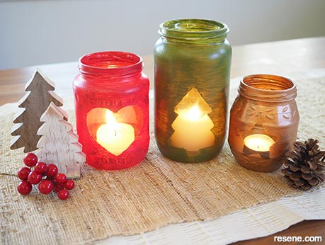 Make your own DIY Christmas lanterns