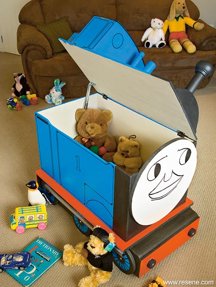 Kids wooden toybox