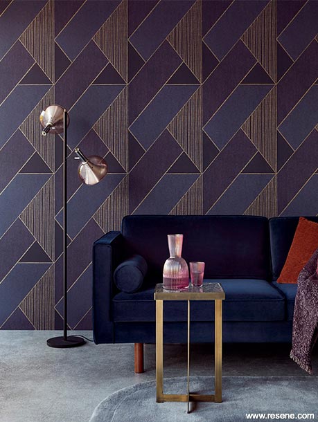 Oversized wallpaper pattern