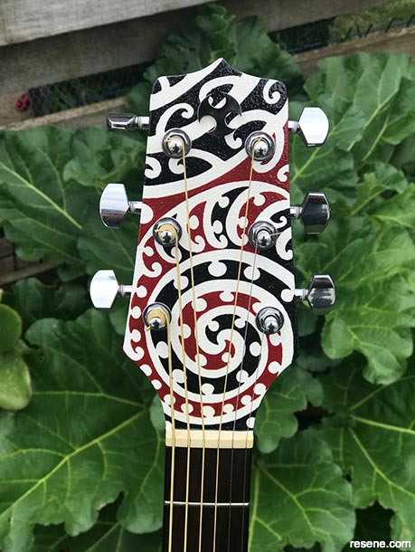 Pitau a Manaia guitar design