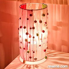 Step by step – beaded lampshade