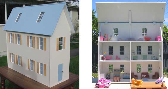 Folding and transportable dolls house.