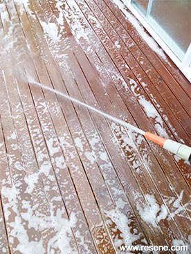 Step 5 - Rinse off Resene Timber and Deck Wash after 10-15 min waiting period