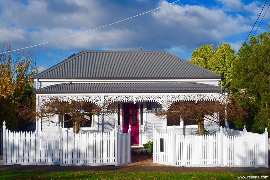 Victorian villa repaint exterior and fence